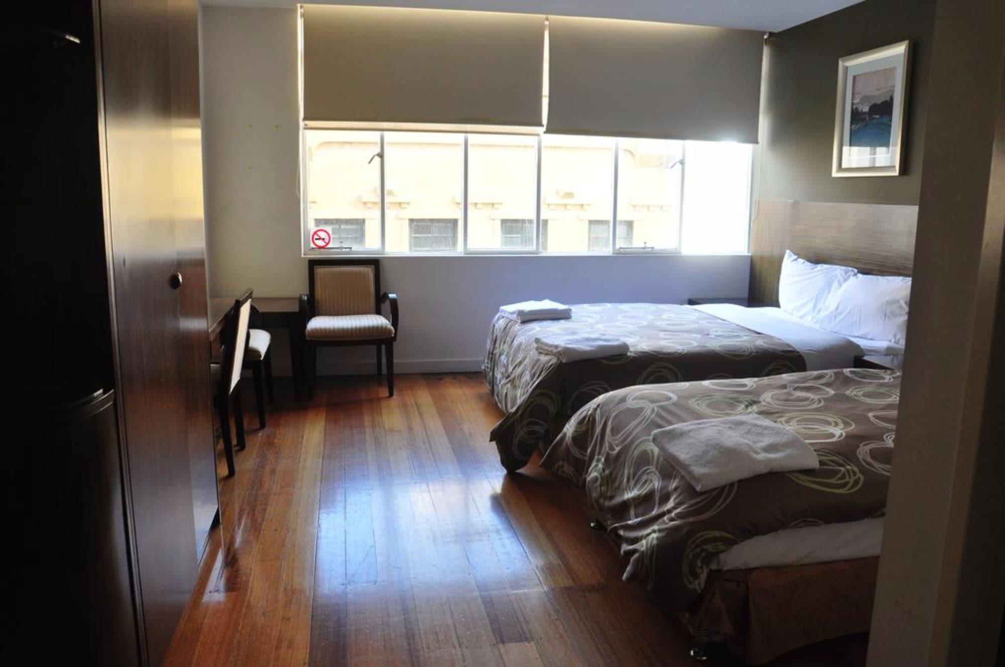 Yti Garden Hotel Melbourne Exterior photo